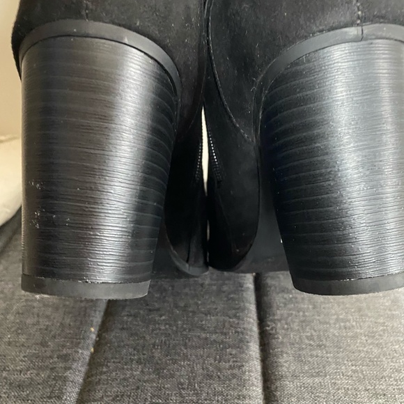 Torrid Black Faux Suede Wrap Buckle Heel Ankle Boot- Sz-11W - Picture 11 of 16